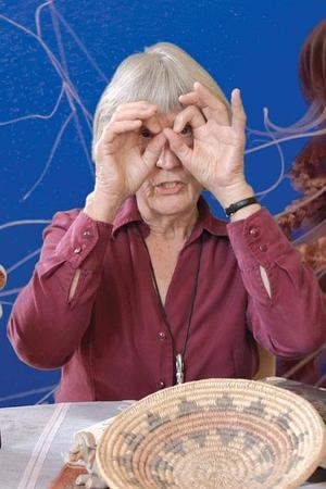 《Donna Haraway : Story Telling for Earthly Survival》封面图